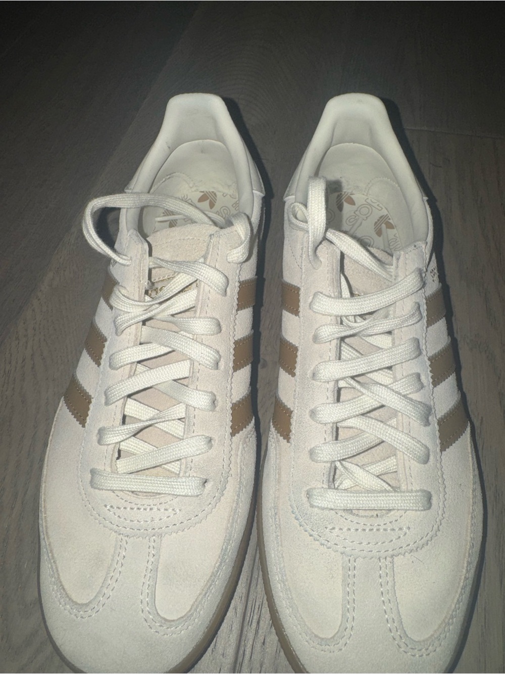 adidas Womens Suede Sneakers in Off-White with Tan Stripes, Brand new worn once.